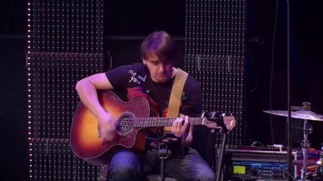 Jurații au rămas fără cuvinte în fața Narcisei cea cu ochii verzi: „V-am adus câte ceva”. Delia așteaptă să primească un cadou cu factor X!