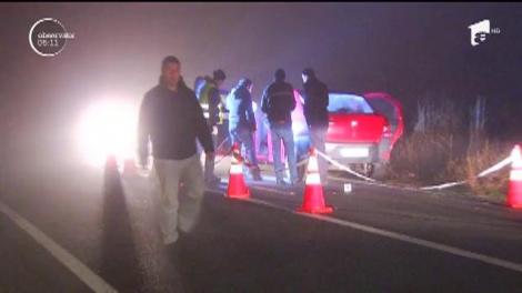 Atac sângeros la Călăraşi. Un bărbat a fost ucis şi soţia lui e la spital după ce au fost înjunghiaţi de cei pe care îi luaseră în maşină, la ocazie