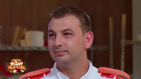 A început prima probă! Tensiunea atinge cote maxime în bucătărie: ”Băieții lui Hârâială nu făceau nimic. Săracul, nu-și dă seama că nu-l ajută!?”