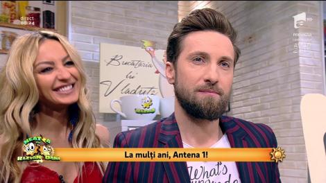 24 DE ANI DE ANTENA 1. Cum visau băieții să fie ca Horia în tinerețe: ”Mă uitam, alături de colegul Dani, la tv-ul alb negru care stătea cu o scobitoare pe programul 2 și era Brenciu, la Antena 1, pe vremea aia șuvițat”