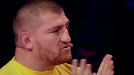 Moroșanu zici că-i prof și de mate și de istorie! Vârsta unei campioane mondiale şi europene la marș i-a pus în dificultate pe Raducioiu, Moroșanu și Drăgulescu