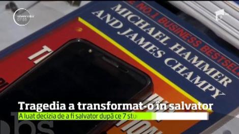 Virginia Mărăcine este profesor la Facultatea de Cibernetică din Bucureşti, dar și paramedic voluntar SMURD