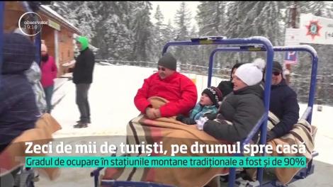 Români au renunţat la vacanţele în străinătate şi au mers în staţiunile din țară, în minivacanţa de 1 Decembrie