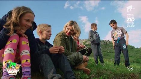 Moment emoţionant! Copiii au ajuns în tabăra lui Nea Mărin: ”Pentru mine este prima dată când văd munții!”