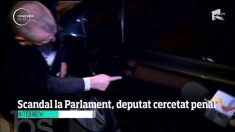 Se-ncinge scandalul după şedinţa-maraton pentru Legile Justiţiei. Deputat PSD acuzat că a lovit cu maşina doi protestatari spune că manifestanţii s-au aruncat în faţa autoturismului