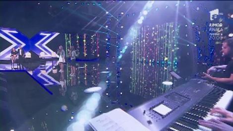 Fără cârje de data asta, cu emoţii la purtător şi o interpretare caldă. Denisa şi Rebeca, un duo minunat: "A fost aproape perfect"