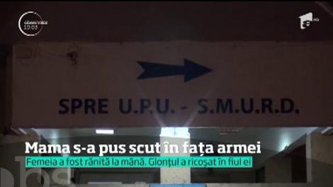 Atacurile asupra poliţiştilor s-au sfârşit cu o tragedie. Un bărbat din Bistriţa-Năsăud a fost împuşcat mortal de un agent pe care îl agresase