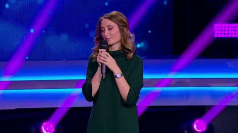 Râzi cu lacrimi! Ana-Maria Calița: ”Am intrat pe You Tube să văd cum sărută pe Bendeac. Tot mai mulți bărbați vor să mă sărute, de parcă-s moaștele Sfintei Parascheva!”