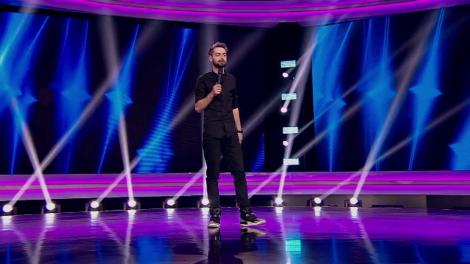 Radu Bucălae își dorește să doarmă mult, nu poate: ”Eu cred că femeile se trezesc înaintea noastră pentru că noaptea le crește barbă și trebuie să se bărbierească...”