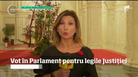 Legea privind statutul magistraților a trecut în fluierăturile Opoziţie