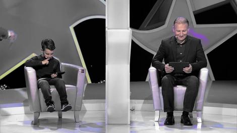 Întrebări și răspunsuri corecte pe bandă rulantă. Luca, fiul lui Dinu Sălăjanu, dezvăluie ce are tatăl său mereu în portofel