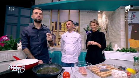 O reţetă simplă și gustoasă. Piept de pui salerno cu piure de cartofi