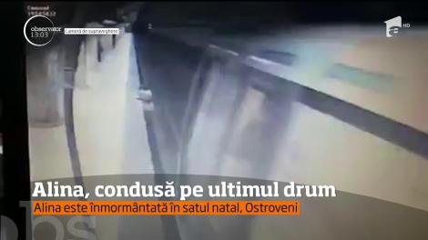 Între timp, în Dolj, o familie în doliu plânge. Alina, tânăra de doar 25 de ani ucisă la metrou, este condusă azi pe ultimul drum