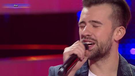 Un duet de... sărbătoare. Ramona Bădescu și Freestay au cântat cu... direcție! Un altfel de „Decembrie”