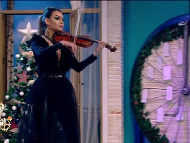 dignity contact preface Raluca Răducan a interpretat, la vioară, melodia "Pump-it" | Video | Antena  1
