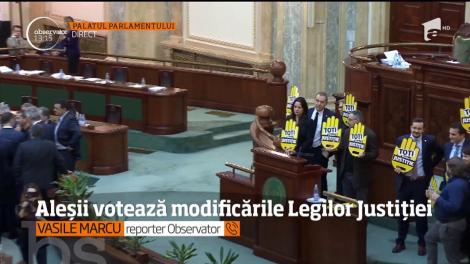 Modificările Legilor Justiţiei sunt pe ordinea de zi, la vot, în plenul Senatului!