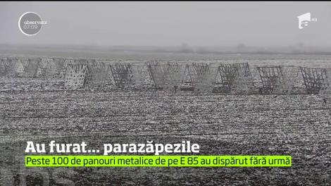 La noi, ca la nimeni! Hoții au stat la pândă și au furat parapeții antizăpadă proaspăt instalați