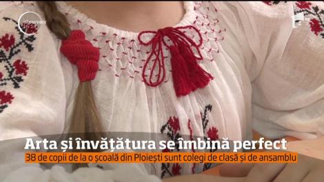 Arta și învățătura se îmbină perfect. Sunt în clasa a III-a și sunt aşi la matematică şi campioni la cântece şi dansuri populare!