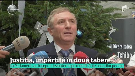 Justiţia, împărțită în două tabere. Judecători și procurori au protestat față de modificările din justiție