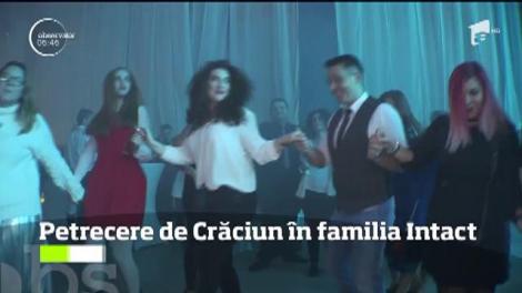Dans si voie bună la Petrecerea de Crăciun a trustului Intact