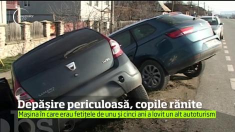 Două surori din Gorj au ajuns la spital, după ce tatăl lor a intrat cu maşina într-o depăşire periculoasă