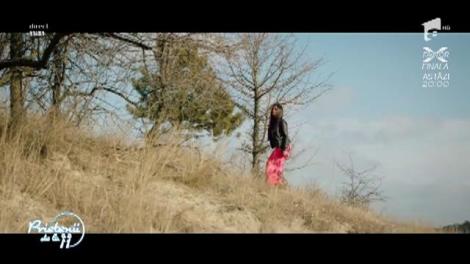 „Auzi cum bate”, melodia care îți rămâne în suflet. Jukebox și Bella Santiago, invitați la „Prietenii de la 11”