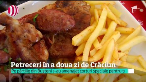 Petrecerea a continuat și în a doua zi de Crăciun. În corturile amenajate pe pârtii sau în restaurante, românii au sărbătorit cum numai ei ştiu