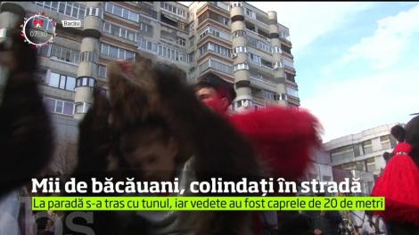 Mii de băcăuani, colindați în stradă