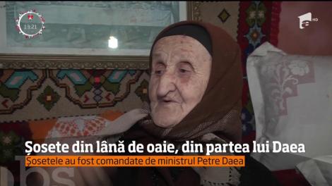 Șosete din lână de oaie, din partea lui Daea