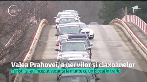 Valea Prahovei,  un furnicar de maşini