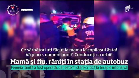 O mamă şi fiul ei de 12 ani, spulberaţi într-o staţie de autobuz.