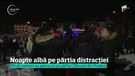 Mii de oameni au întâmpinat noul an în aerul tare de pe pârtie