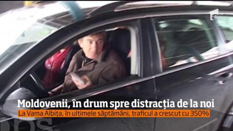 Moldovenii, în drum spre distracția de la noi