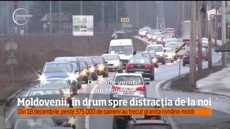 Tot mai mulți moldoveni petrec în România, Crăciunul pe rit vechi. La frontiera cu Republica Moldova a crescut cu 350%