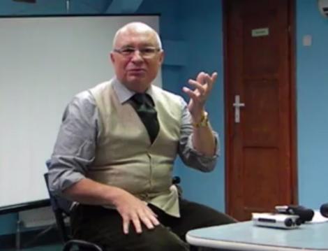 Acuzaţiile la adresa profesorului Mihai Lucan sunt din ce în ce mai şocante