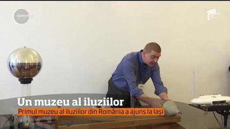 Sute de copii s-au dus, astăzi, la Muzeul Iluziilor Optice din Iaşi