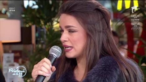 Ruxandra Bar, una dintre cele mai iubite artiste: "Mi-am &icirc;nceput foarte bine anul, am făcut foarte multe călătorii". A c&acirc;ntat "Casablanca" pe  patinoar