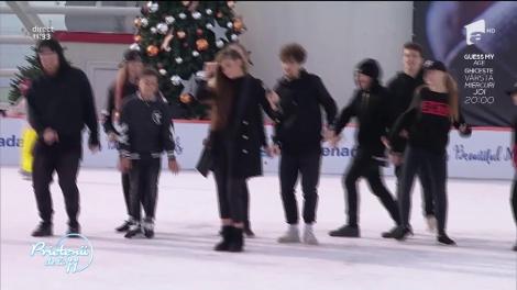 Theo Rose - "Aprinde luna"