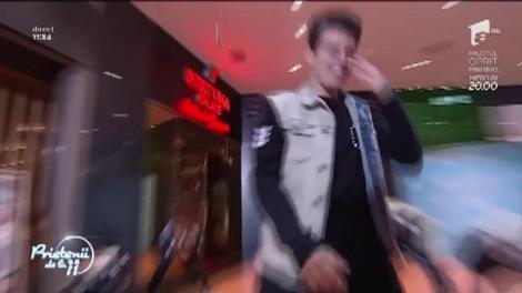 Trouble Crew, dans spectaculos pe scena de la ”Prietenii de la 11”! Ce mişcări, ce acrobaţii, voi puteţi sta pe margine?