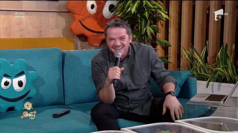 Bancul zilei. Un bătrân merge să pescuiască pe gheață. Scoate târnăcopul și face o copcă. Aude o voce... Continuarea, genialăăăă!