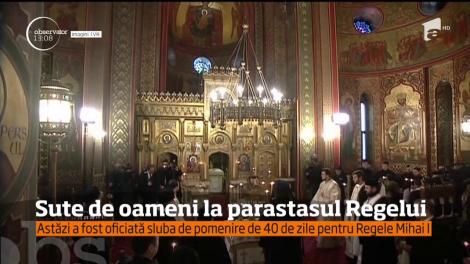 40 de zile de la funeraliile Regelui Mihai I. La slujbă a ajuns şi nepotul ultimului suveran al Românilor, Nicolae