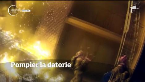 Pompier la datorie. Un copil este aruncat de pe o scară!