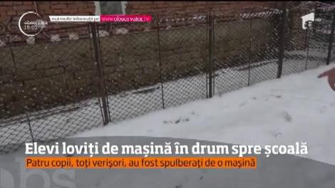 Elevi loviți de mașină în drum spre școală