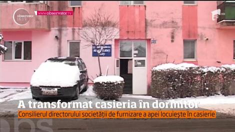 Casieria furnizorului de apă din Târgu Jiu a devenit locuinţă pentru consilierul directorului general al companiei
