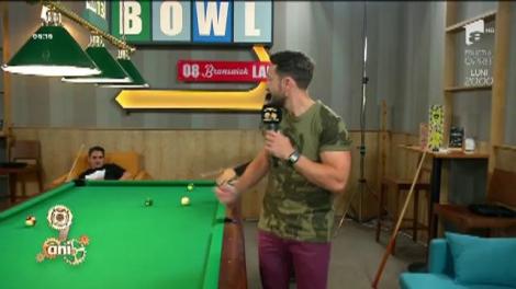 Răzvan Simion și Dani Oțil au pierdut pariul de la biliard!