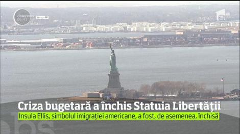 Statuia Libertăţii a fost închisă din cauza crizei bugetare