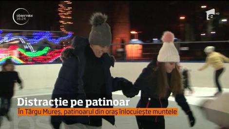 În Târgu Mureş voia bună de la patinoar a fost comparabilă cu cea de pe pârtii
