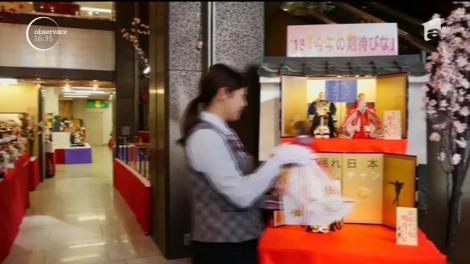 A trecut moda cu păpuşile Barbie. La modă acum sunt păpuşile care &icirc;i &icirc;ntruchipează pe liderii europen