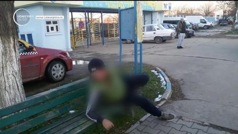 Un bărbat a fost înjunghiat, în plină stradă, în Călăraşi, chiar în faţa stadionului municipal