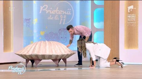 ”E navă spațială?!” Un obiect neidentificat și-a făcut apariția în platoul de la ”Prietenii de la 11”